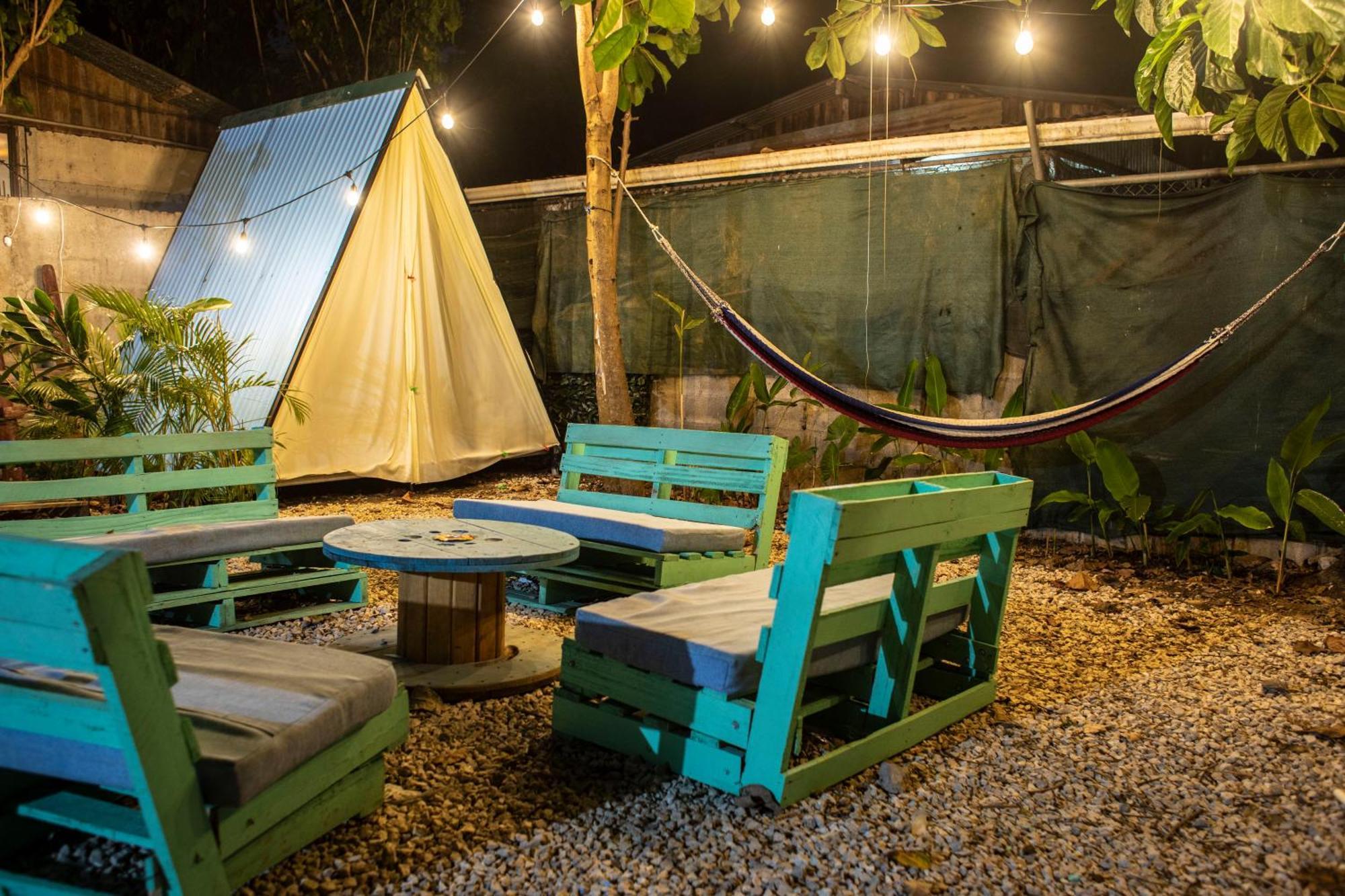 Argdivan Beach Hostel Sámara 外观 照片